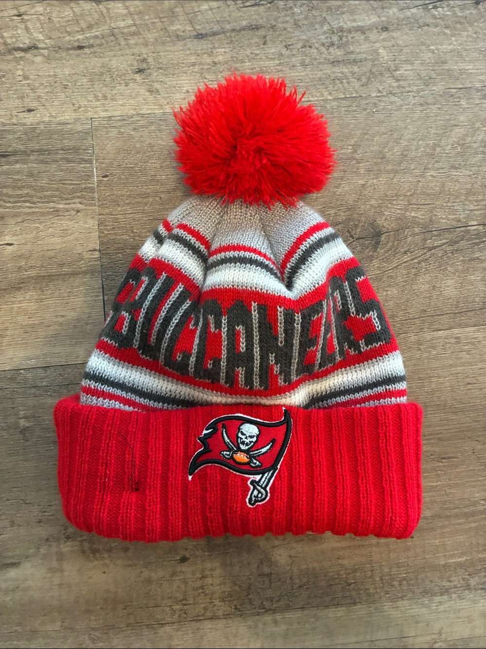 NFL Tampa Bay Buccaneers Red and Gray Kids Pom Beanie